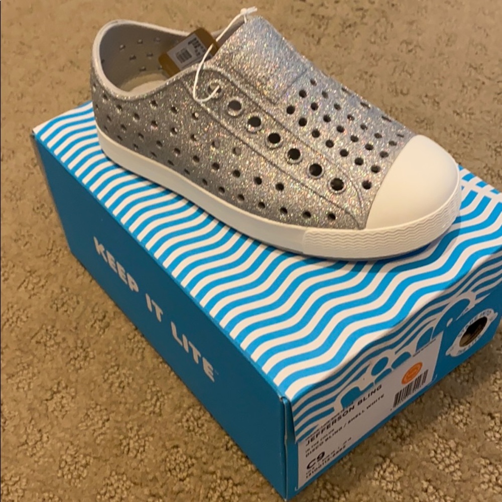 BRAND NEW kids Native Jefferson Bling shoes sz C9